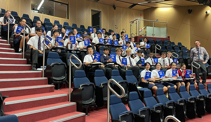 Yr11 Echristian Image1